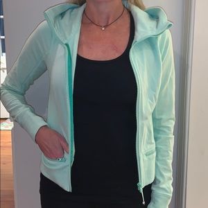 mint green lululemon jacket!!